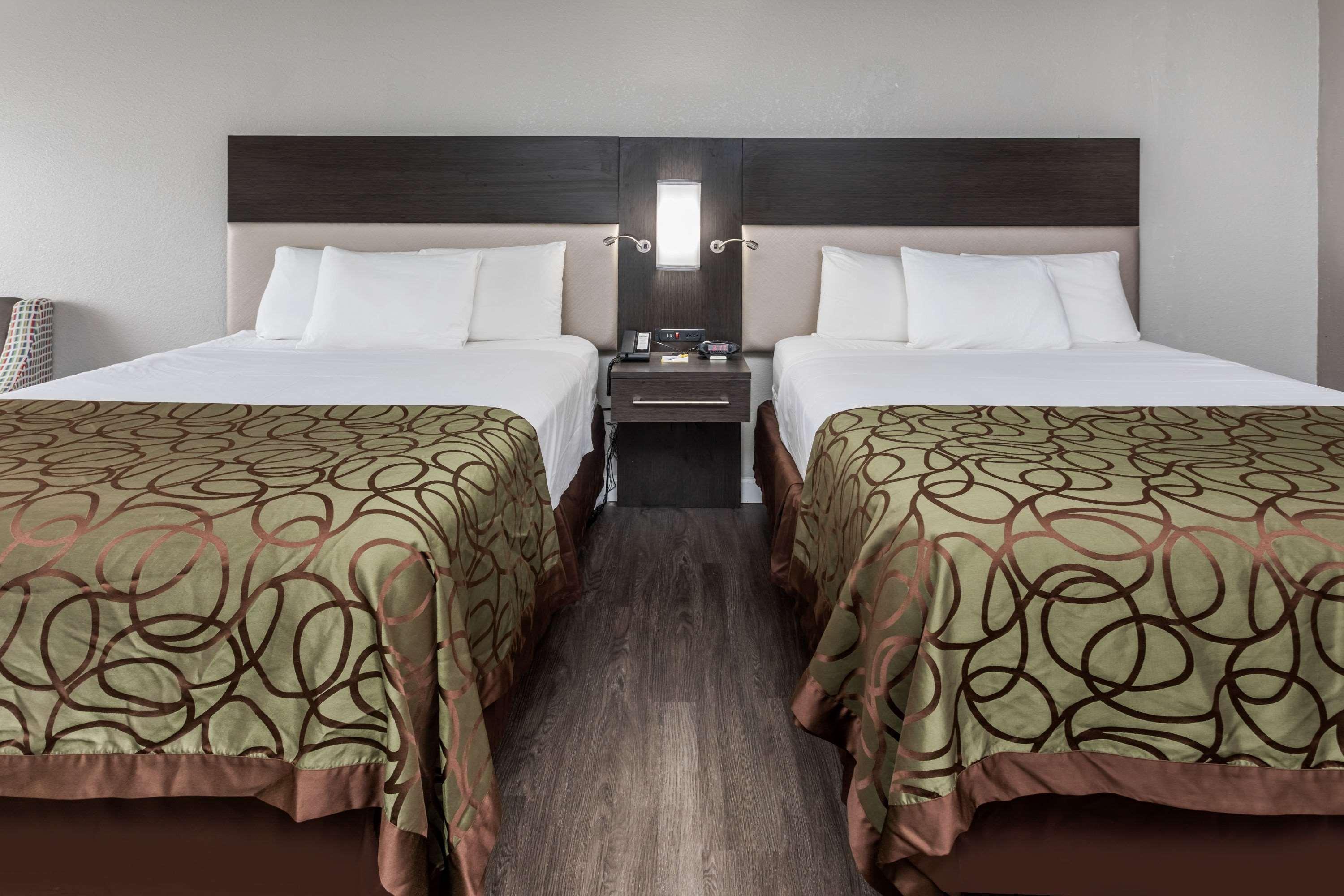 Days Inn By Wyndham Goose Creek Север Чарлстон Экстерьер фото