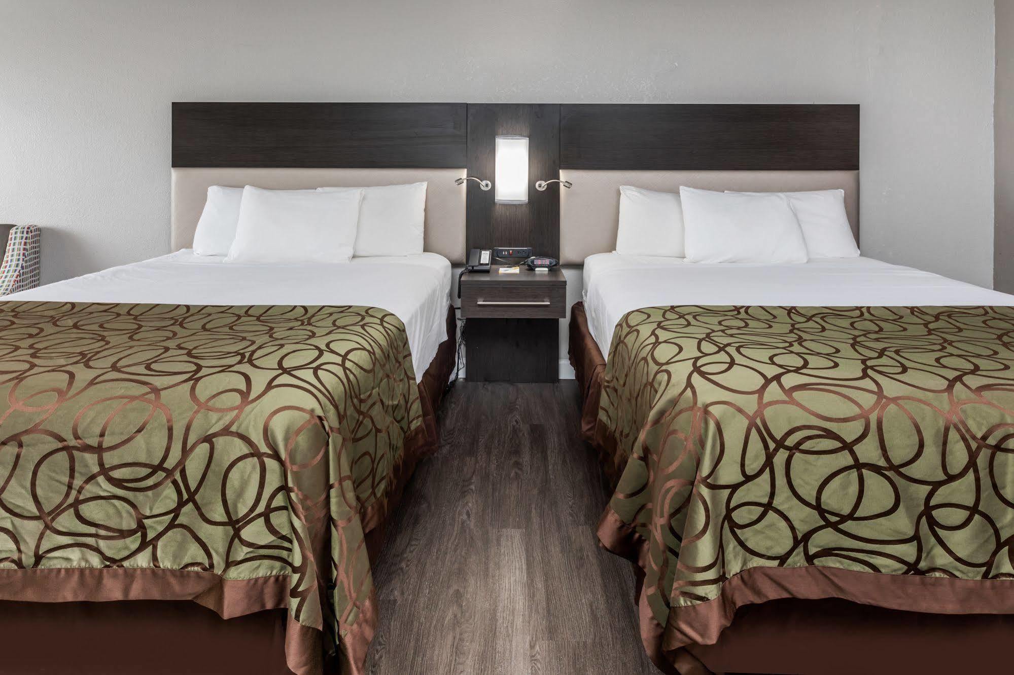 Days Inn By Wyndham Goose Creek Север Чарлстон Экстерьер фото